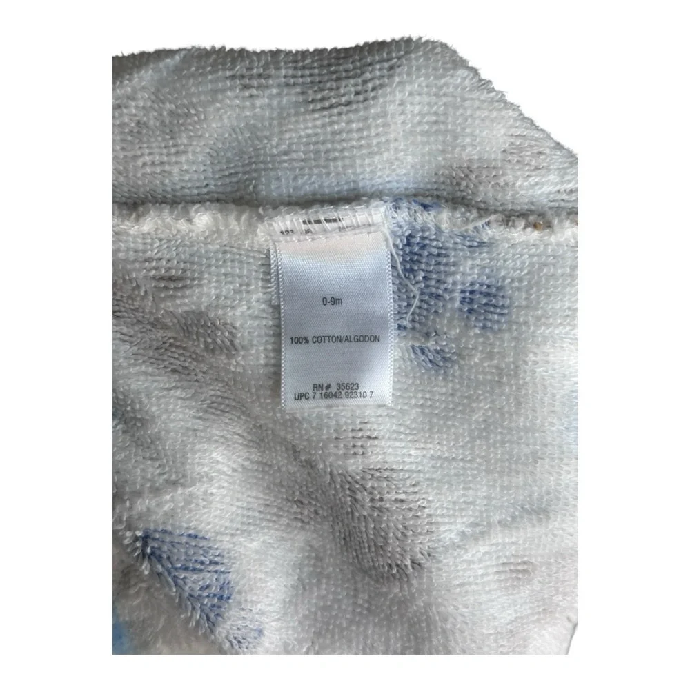 Carter’s Puppy Paw print bath‎ robe 0-9 months